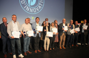 « Le verdict a été rendu public lors des Assises du SDEY pour l’obtention des labels « Terre d’Innovation » récompensant les communes qui améliorent la vie de leurs habitants sur le registre du développement durable. Dix localités reçoivent le précieux sésame. Deux autres ont obtenu le prix spécial du jury… ».