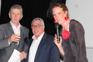 « Au terme de l’assemblée générale du centre de formation par l’apprentissage, le président en chair, Michel TONNELLIER, aux côtés de Marcel FONTBONNE et Delphine ENGELVIN, s’est succédé à lui-même pour entamer une quatrième mandature où les priorités seront le développement de la digitalisation, la modernisation du CIFA, le rapprochement avec les filières et…vraisemblablement les préparatifs à sa succession… ».