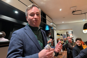 « La majorité présidentielle n’attend plus que le feu vert de son leader Emmanuel MACRON pour rentrer dans la campagne élyséenne. A quatre-vingts jours du premier tour de l’échéance, Jean-Baptiste LEMOYNE a tenu à dévoiler la stratégie mise en place dans l’Yonne autour de neuf comités de soutien… ».