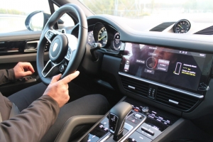 « Les artisans de l’Yonne seront conviés le 16 septembre après-midi par la Chambre régionale des Métiers et de l’Artisanat à tester des véhicules électriques dans le cadre d’une manifestation visant à les sensibiliser sur les nouvelles pratiques de la mobilité… ».