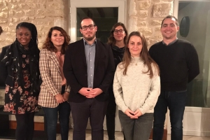 « Il est désormais possible de commander et de retirer les fameuses boîtes promues par la Jeune Chambre Economique d’Auxerre dans le cadre de l’animation « Tous les VINgt du mois ». Porté depuis octobre 2017, le concept met en exergue les viticulteurs et les producteurs du terroir. Jérôme CHAUFOURNAIS, du Centre E.LECLERC local, en assurera la distribution dans le nouveau drive auxerrois… ».