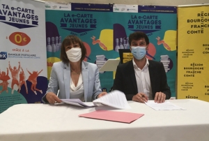 « Coup de pouce bénéfique pour les jeunes âgés de moins de trente ans dans notre région : se doter de la e-carte Avantages, promue par la Banque Populaire et le CRIJ avec le soutien de la Région… ».