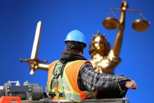 « La Maison de l’Entreprise de l’Yonne innovera dès le mois de janvier en lançant sur sa plateforme des podcasts juridiques permettant d’informer les chefs d’entreprises du secteur industriel. Enregistrés par son service juridique, ces documents sonores suivront le fil de l’actualité et vulgariseront les informations se rapportant au droit du travail… ».