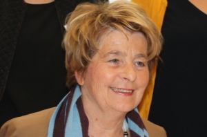 « Le libre-échange avec le Canada (CETA) et les pays d’Amérique du Sud (MERCOSUR) doit reposer sur un juste équilibre en imposant pour les produits importés la réciprocité des normes et les accords en vigueur dans les pays concernés… » selon la présidente de la Région Bourgogne Franche-Comté. Marie-Guite DUFAY monte au créneau. Alors que 70 organisations lancent une alerte contre les effets néfastes sur l’environnement et le climat de ces accords. L’élue régionale en appelle ainsi le gouvernement et les parlementaires, français et européens, à remettre l’ouvrage sur le métier en reconsidérant leurs positions… ».