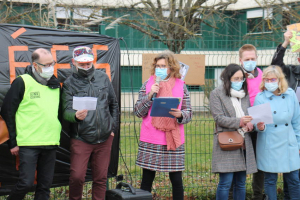 « Ils veulent des moyens supplémentaires pour travailler dans des conditions acceptables. Les élus des personnels enseignants au conseil d’administration du collège Jean Bertin, associés aux parents d’élèves et aux familles, refusent l’application de la dotation horaire globalisée, synonyme de dégradation des conditions d’études… ».