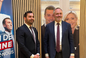 « Candidat du RN et de l’UDR à la mairie de Sens, le conseiller municipal de Sens depuis 2022, Ludovic MASSARD, 53 ans, aux côtés de Julien ODOUL, entend bien « remettre Sens en ordre » en faisant du rétablissement de la sécurité sa priorité numéro un… ».