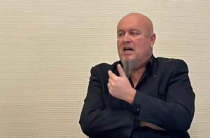 « « Nous n’avons pas vocation à soutenir quelque initiative partisane que ce soit… ». Le secrétaire général de Force Ouvrière dans l’Yonne Reynald MILLOT justifie ainsi et au nom de l’indépendance d’esprit l’absence du syndicat ce samedi 07 septembre, jour de mobilisation contre les décisions présidentielles… ».