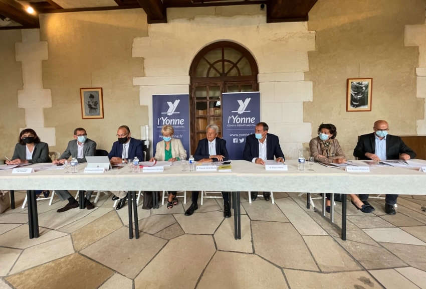 « A la veille de la rentrée dans les collèges, le Conseil départemental de l’Yonne dévoile ses grandes priorités en matière de travaux. Un budget de rénovation des infrastructures en hausse avec 15 millions d’euros sur les 33 millions d’euros consacrés à cette compétence de l’institution présidée par Patrick GENDRAUD… ».