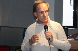 « Le chef d’entreprise auxerrois Jérôme CASSEGRAIN est l’un des lauréats de la promotion 2020 du réseau Entreprendre Bourgogne. Plébiscité par cette structure d’entrepreneurs, il a expliqué les diverses facettes de sa plateforme d’organisation et de gestion d’évènements DOYOUREVENT lors de sa prise de parole… ».