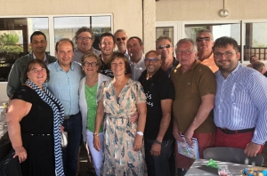« Trois jours d’ateliers et de conférences attendaient les membres de la fédération départementale de l’UDI lors des Universités d’été au Barcarès. L’objectif était double : souder les troupes derrière le leader Jean-Christophe LAGARDE et se préparer aux élections de mars 2020 via des ateliers où furent abordés stratégie, aspects juridiques et financiers, gestion d’une commune…et conférences...&quot;. ».