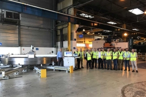 « Les roulements d’orientation et leur mode de fabrication ont séduit les membres du réseau Entreprendre Bourgogne. Une trentaine d’adhérents ont pu découvrir les arcanes de ce gros faiseur industriel sur ce segment d’activité, la société SKF qui était représentée par le nouveau responsable du site avallonnais, Frédéric BOUILLY… ».