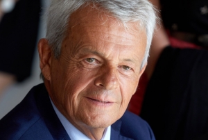 « La politique éducative du Conseil départemental sera évoquée par le président Patrick GENDRAUD le mardi 31 août lors d’une conférence de presse, juste avant la rentrée. La visite d’une demi-douzaine de collèges lui permettra ensuite de prendre le pouls sur le terrain… ».