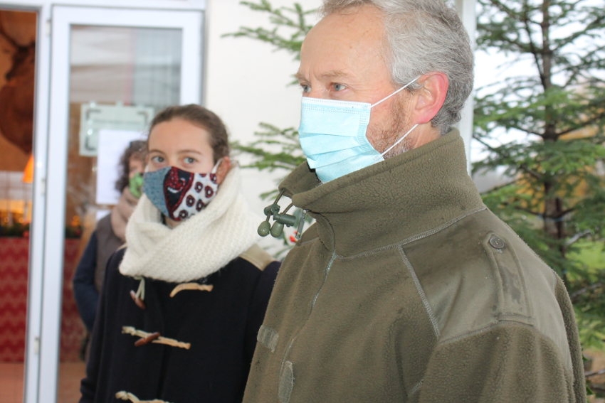 « A bonne école aux côtés de ses parents qui gèrent une exploitation agricole et un élevage de cervidés à Brienon-sur-Armançon, Juliette MOREAU en compagnie de son père Hervé souhaite développer sa propre affaire dans l’Auxerrois en implantant un complexe à CHEVANNES… ».