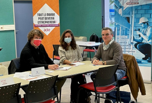 « L’ADIE, INITIACTIVE 89, le Crédit Agricole, la CMA ou la CCI ont accueilli les porteurs de projets désireux de connaître tous les rouages menant à l’entrepreneuriat, en version création/reprise d’entreprise lors de l’étape icaunaise de la Semaine régionale… ».