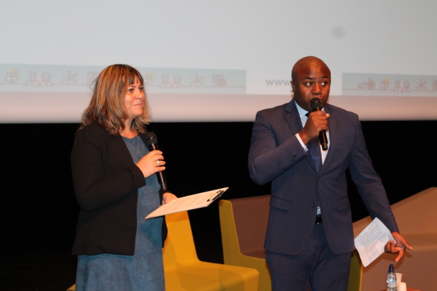 « Veillant au maintien d’un service public performant de distribution d’énergie, en termes de qualité et de sécurité, le Syndicat département d’énergies de l’Yonne s’est vu confirmer par le représentant du Bureau VERITAS l’atteinte de ses objectifs en matière de certification. Cette distinction sera remise officiellement lors de la cérémonie des vœux organisée le 16 janvier prochain à la salle des fêtes d’APPOIGNY… ».