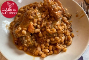 « La nostalgie camarade avec cette étape gourmande à Paris, à l’Auberge Pyrénées Cévennes en souvenir de Joël FENART, un pur natif de Sens ! Cassoulet et Paris-Brest ont honoré sa mémoire… »