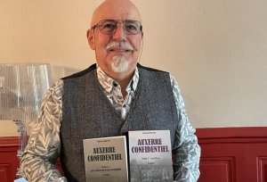 « Etape auxerroise pour le romancier Gérard MAITRE qui rencontrera ses lecteurs lors de la séance de dédicaces accueillie à la librairie « Oblique » à Auxerre, samedi en matinée… ».