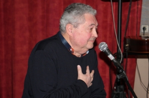 « Une histoire d’amitié et de tournage lie le réalisateur Claude ROUTHIAU qui a exercé son savoir-faire durant trois décennies à la télévision et le chanteur poète Gérard-André. Un rendez-vous à regarder ce soir vers 21 heures sans modération… ».