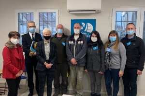 « Des échanges riches et nourris entre les salariés de l’association « Les Jardins de la Croisière » et la ministre déléguée d’Elisabeth BORNE, la présidente du Conseil départemental du Haut-Rhin Brigitte KLINKERT en déplacement dans le Sénonais cette semaine… ».