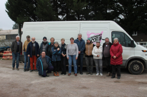 « Les inscriptions pour accueillir les bénévoles à la nouvelle campagne de mobilisation des Restos du Cœur sont ouvertes ! Etudiants, salariés, actifs, entreprises, associations y sont les bienvenus pour aider l’antenne départementale à subvenir aux besoins alimentaires des plus démunis… ».