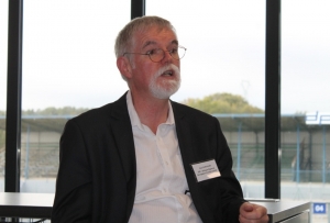 « L’UIMM et le MEDEF de l’Yonne font le pari de démontrer du bien-fondé de la pratique de la RSE dans la sphère entrepreneuriale. Témoignages (celui d’Yves CHEVILLON, directeur régional EDF notre photo), tables rondes et partenaires se mobilisent nombreux pour la première grande conférence économique de la rentrée le 09 septembre à Auxerre… ».