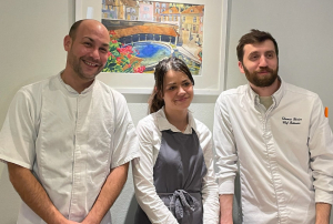 « Excellente nouvelle pour l’équipe du « Sarment », table de belle qualité auxerroise ! Le guide Michelin 2025 met à l’honneur l’ancien « Rendez-Vous » du regretté Jean-Pierre SAUNIER dans la liste des « bibs » gourmands. A l’instar du « Wine Not », autre établissement de l’Yonne, localisé à Chablis… ».