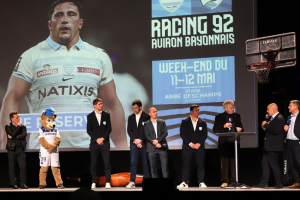 « Plus d’un millier de personnes ont assisté à la cérémonie des vœux olympiques de l’Auxerrois, jeudi soir, à AUXERREXPO. Champion olympique à Montréal en 1976, Guy DRUT a annoncé par vidéo sa venue à Auxerre le 15 mai prochain pour inaugurer la nouvelle piste d’athlétisme du Stade Auxerrois qui portera son nom. Tandis que Crescent MARAULT et Nelson MONFORT ont accueilli une délégation du Racing 92 et de l’AJA avec un partenariat rugbystique à la clé ! ».