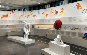 « La politisation des Jeux Olympiques ne datent pas d’hier ! Déjà à l’Antiquité, les villes grecques se servaient de ce vecteur de puissance pour imposer leurs lois. Quant aux Jeux modernes, ils ont connu des hauts et des bas depuis 1896, date de leur retour sur le devant de la scène, grâce au baron Pierre de COUBERTIN… ».