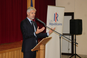 « « On n’a pas le droit de renoncer car la France a toujours su se relever ! ». Devant une salle comble à Ouanne, Laurent WAUQUIEZ, président du groupe de la droite républicaine à l’Assemblée nationale, a dévoilé le socle du futur programme présidentiel pour l’échéance de 2027 des Républicains. Un programme articulé autour de deux priorités : la valorisation du travail et la gestion de l’insécurité… ».