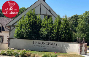 « La formule plancha proposée au Domaine du Roncemay accompagnera le déjeuner des amateurs de golf à Chassy. L’idéal par temps caniculaire pour se sustenter de manière légère ! Deux autres formules existent également dans ce cadre magnifique… ».