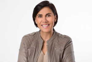 « Désignée porte-parole nationale de la candidate à la présidence de la République, la conseillère régionale de Provence Côte d’Azur Laure LAVALETTE exposera le projet de gouvernance de Marine LE PEN lors de sa venue à Saint-Julien-du-Sault ce dimanche 30 janvier. Elle y sera accueillie par le régional de l’étape, Julien ODOUL, lui-même porte-parole national du parti bleu marine… ».