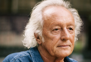 « La Médiathèque Olympe de Gouges de Joigny accueille lors d’une rencontre et séance de dédicaces l’artiste Didier BARBELIVIEN ce mercredi 07 décembre de 16 h à 18 heures. Il y présentera son nouvel album éponyme publié le 21 octobre dernier… ».