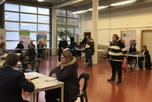 « La découverte des métiers de la filière industrielle a mobilisé de nombreuses personnes à Sens lors d’une opération spéciale de sensibilisation auprès des demandeurs d’emploi du Sénonais, une initiative commune portée par tous les acteurs de l’emploi… ».