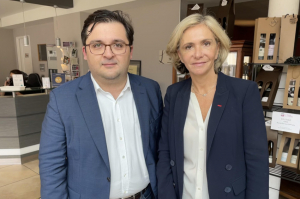 « L’heure de l’élection présidentielle a sonné. Le choix de celui ou celle qui conduira les destinées de la nation française pour les cinq années à venir est déterminant. Avant même la tenue de son Congrès national le 27 novembre, l’UDI de l’Yonne a déjà choisi son favori. Ce sera Valérie PECRESSE. Elle pose aux côtés de Kevin LEGENDRE-BONIFACE, président de l’UDI Jeunes de l’Yonne… ».