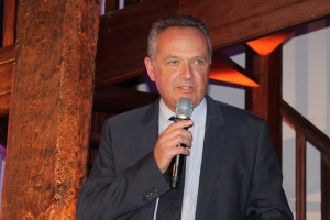 « Le président du conseil de surveillance de la BPCE Michel GRASS, entrepreneur dans l’âme, ne boude jamais son plaisir d’être aux côtés des chefs d’entreprises afin de les soutenir dans cette aventure humaine passionnante. Présent aux Prix Stars &amp; Métiers 2018, et accompagnés de Régis PENNECOT, président de la SOCAMA et de Jean-François LEMAITRE, président de la Chambre de Métiers et de l’Artisanat de l’Yonne, Michel GRASS s’est réjoui de l’excellente qualité des lauréats qui ont été plébiscités par le jury… ».