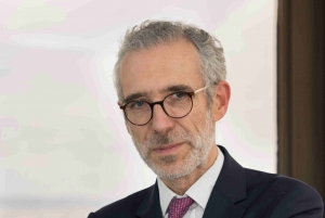 « Le préfet de l’Yonne Henri PREVOST se déplacera ce mercredi 06 mai à Aillant-sur-Tholon sur le site de production de la société JPJ MOUSSE. Cette dernière a répondu à un appel d’offres lui permettant de concevoir des visières de protection en mousse et anti-projection… ».