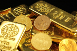 « En temps de crise économique et pour garantir une protection à son épargne, il souhaitable de ne pas faire n’importe quoi ! S’il faut fuir les placements à risques, l’or demeure une valeur sûre à l’instar des traditionnels livrets d’épargne, certes, peu rémunérateurs mais toujours protecteurs… ».