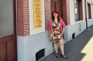 « En attendant les jours meilleurs où le restaurant de Bellechaume pourra accueillir sa clientèle en salle, Véronique PEZIN propose avec le chef des plats à emporter chaque jour tout en ayant diversifié ses activités autour de multiples services et de l’épicerie… ».