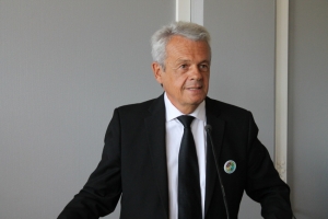 « Invité à expliquer le Schéma départemental d’amélioration de l’accessibilité des services au public, le président du Conseil départemental de l’Yonne Patrick GENDRAUD sera très attentif aux attentes des représentants de GENERATIONS MOUVEMENT. La structure unifie aujourd’hui 9 000 personnes âgées du territoire vers l’atteinte des mêmes objectifs… ».