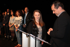 « Formée à la communication, désireuse de mener des projets et de les partager auprès du plus grand nombre, Maud DUSSOL a succédé à Jean-Baptiste HORTON pour conduire la JCE Auxerre dans de nouvelles aventures. Une mission qu’elle mènera accompagnée de son nouveau bureau… ».