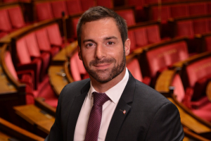 « Le député de l’Yonne Julien ODOUL est monté au créneau dans l’hémicycle ce mardi, demandant au ministre de l’Economie et des Finances Bruno LE MAIRE d’adopter des mesures d’urgence pour sauver la profession boulangère en proie à de sérieuses difficultés imputables aux coûts de l’énergie… ».