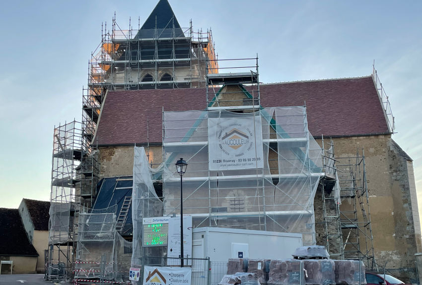 « La soirée de gala des mécènes s’est soldée par une belle réussite pour l’association VENOY Patrimoine et la mairie : plus de 170 chefs d’entreprises vont contribuer à la réhabilitation de l’église locale sur une idée de GROUPAMA Paris Val-de-Loire… ».