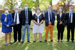 « Les candidats du Rassemblement national et de l’Avenir français en lice aux élections départementales sur les quatre cantons d’Auxerre se sont retrouvés lors de la présentation animée par Julien ODOUL à Chevannes. Objectif : rassembler le plus largement possible en faisant voler l’abstention… ».