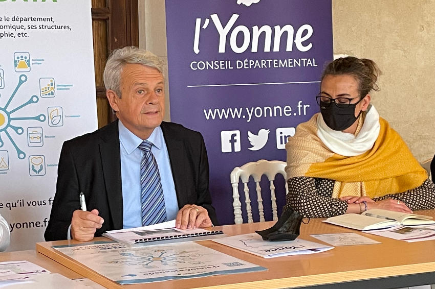 « Opposé au passage au 80 km/h lors de son application en 2018, le président Patrick GENDRAUD consulte au nom du Conseil départemental la population de l’Yonne jusqu’à fin décembre avant sous doute de modifier la vitesse sur certaines routes de notre territoire… ».