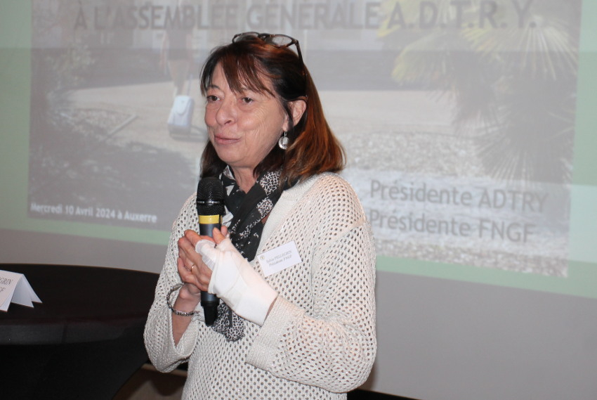 La présidente de la FNGF Sylvie PELLEGRIN rassure les propriétaires de gîtes, défenseurs du tourisme patrimonial