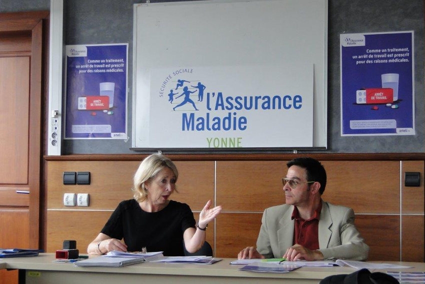 « Chaque année, les remboursements des transports médicaux impactent de manière considérable les enveloppes budgétaires de la Caisse primaire d’assurance maladie. Ne cessant de progresser, leurs sommes atteignent 31 millions d’euros pour le seul département de l’Yonne. Une communication adressée à l’ensemble des assurés vient de rappeler les règles à respecter en la matière. La direction de la CPAM de l’Yonne veille donc au grain…(photo d’archives) ».