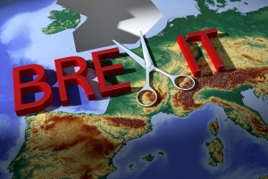 « Les Britanniques ont tiré un trait définitif sur leur présence dans l’Union européenne. Préservant leurs intérêts au nom de leur souveraineté. La chute de cette première pierre pourrait à terme déstabiliser tout l’édifice. Car, d’autres pays lorgnent aujourd’hui vers la porte de sortie… ».