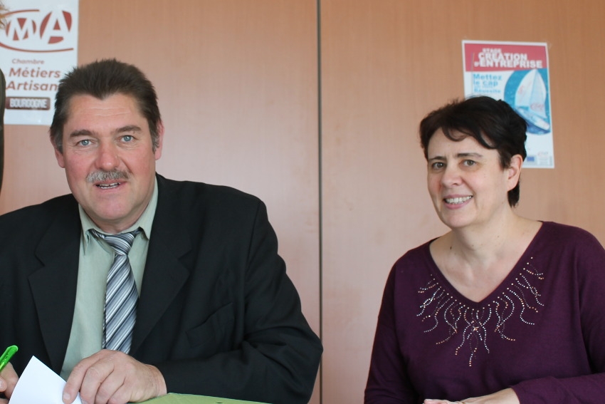 « La presse est invitée à rencontrer ce lundi 29 juin douze porteurs de projets qui viennent d’achever une formation d’un mois à la Chambre des Métiers et de l’Artisanat. Une rencontre témoignage à laquelle pourraient assister Jean-François LEMAITRE, président de l’organe consulaire dans l’Yonne et la secrétaire générale, Nathalie CHEVANCE… ».