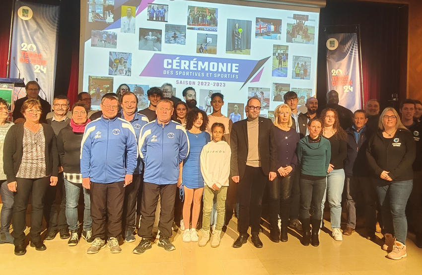 Les sportifs à la fête dans les salons de l’hôtel de ville à Joigny : 33 diplômes pour 34 récipiendaires plébiscités !