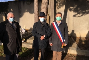 « La laïcité et ses valeurs applicatives à l’école sont plus que jamais d’actualité. Ses défenseurs se sont recueillis sur la sépulture de l’un de ses pères fondateurs Paul BERT, ancien ministre de l’Instruction publique, disparu le 11 novembre 1886 à Hanoï… ».